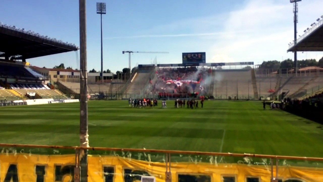 Giocatori crociati premiati al Tardini
