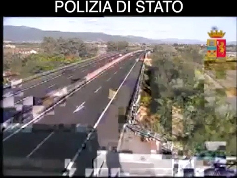 Ottantenne contromano sulla Firenze Mare