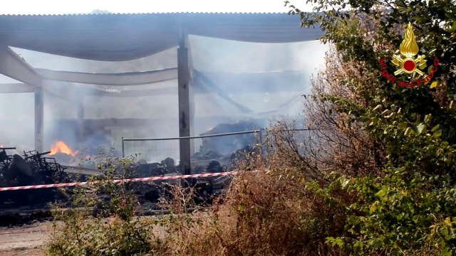 Castione Baratti: cosa resta del fienile devastato dalle fiamme Video