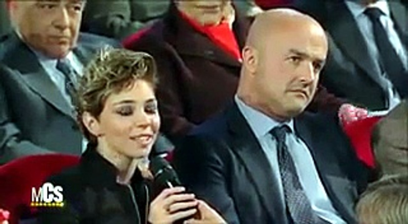 Lo scontro Corona - Cecchi Paone (che se ne va)