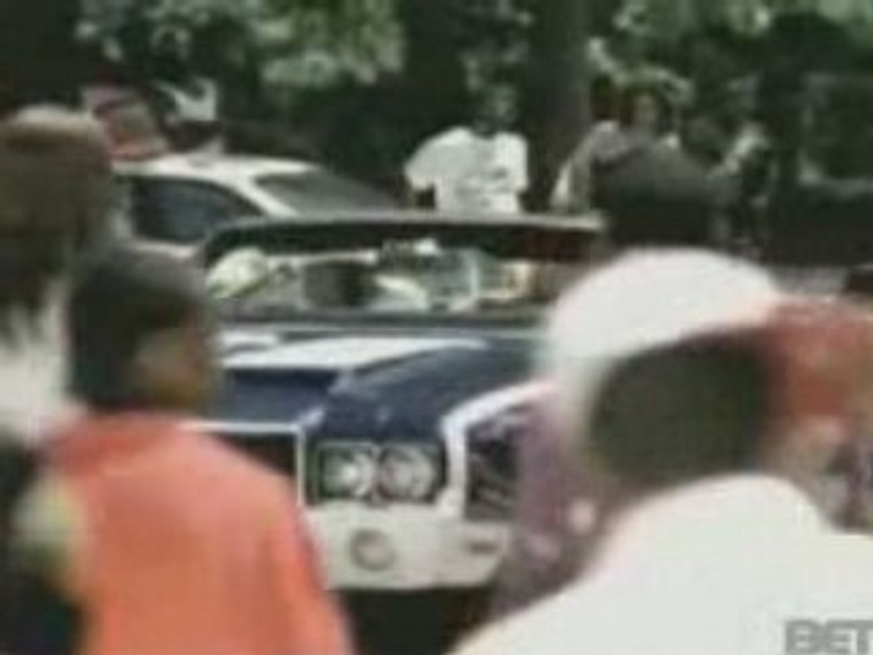 Nelly feat. Jermaine Dupri & Ciara - Stepped on