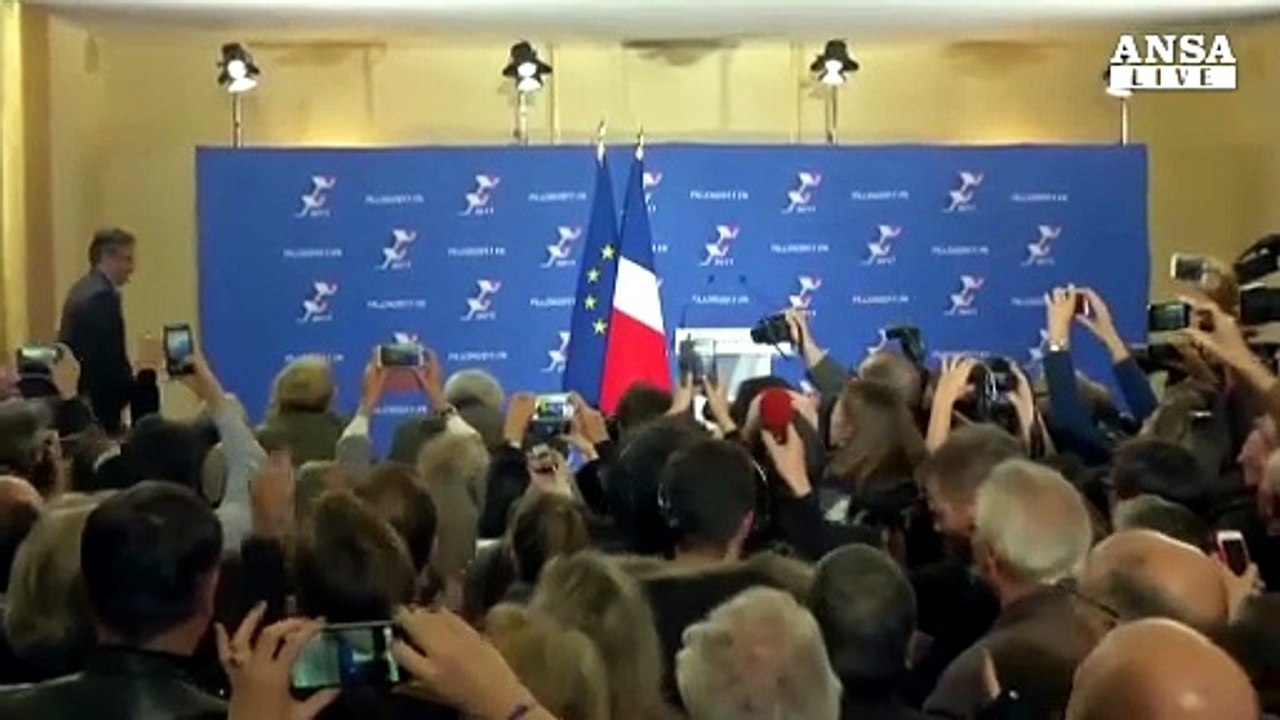 Fillon sbaraglia Juppe', correra' per Eliseo
