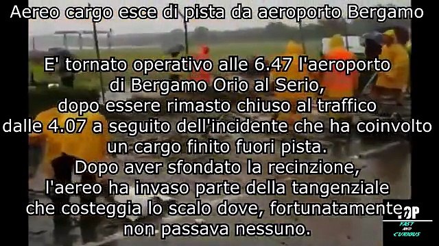 Orio al Serio, aereo esce di pista e finisce tra le auto in tangenziale