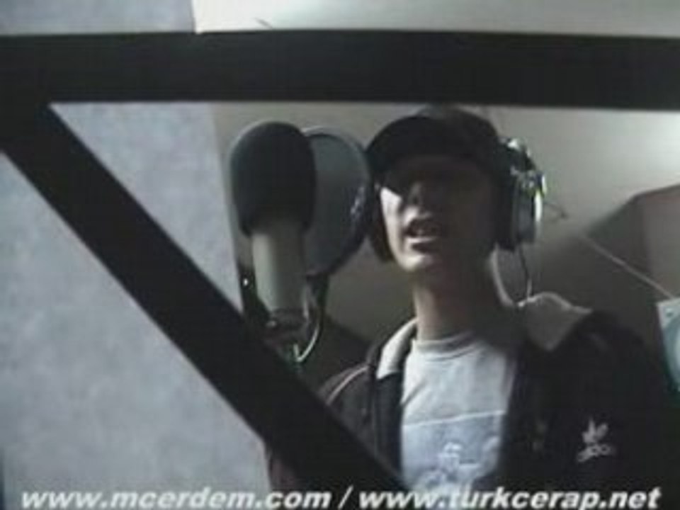 Mc Erdem - Yoruldum Artık İşte Gidiyorum