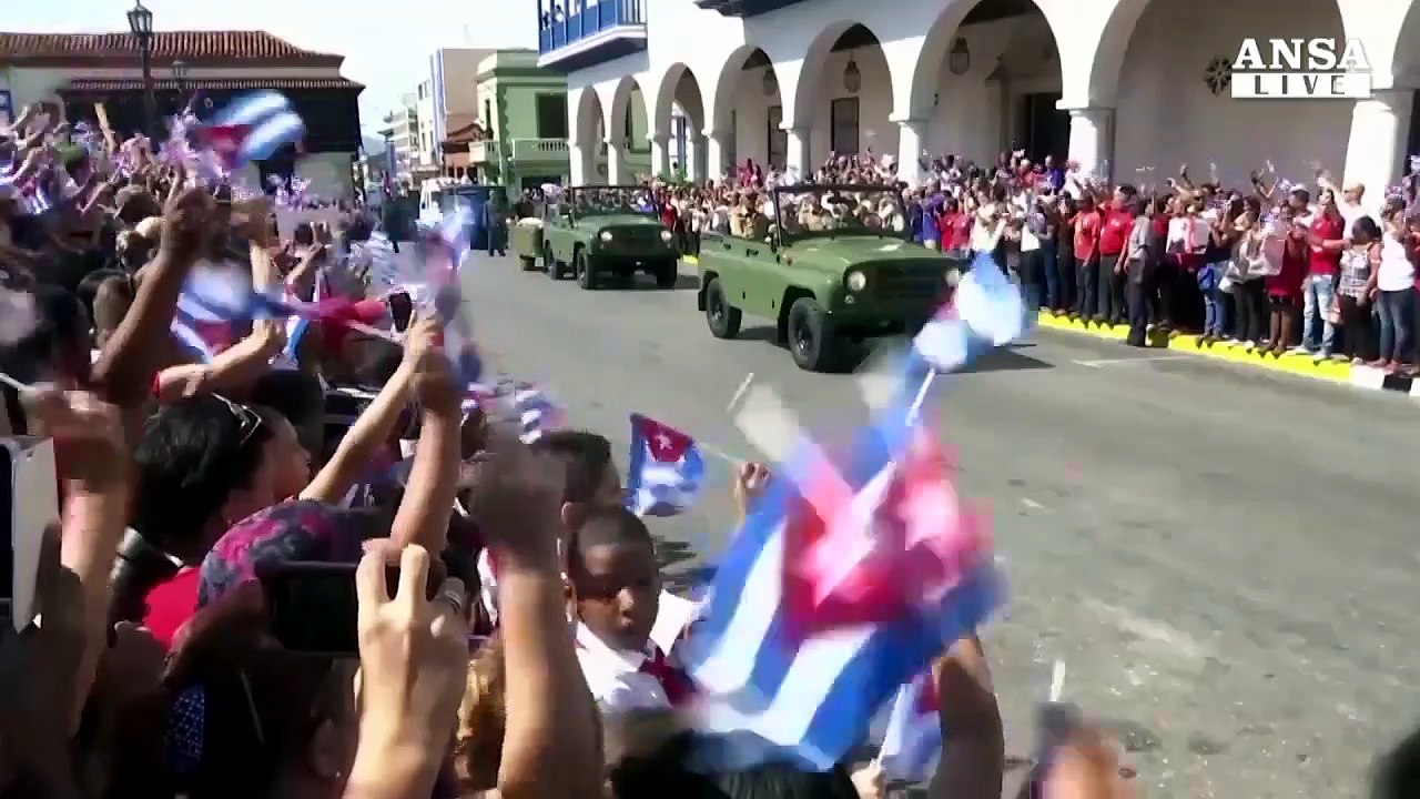 Cuba: ultimo saluto pubblico a Fidel Castro, oggi sepoltura