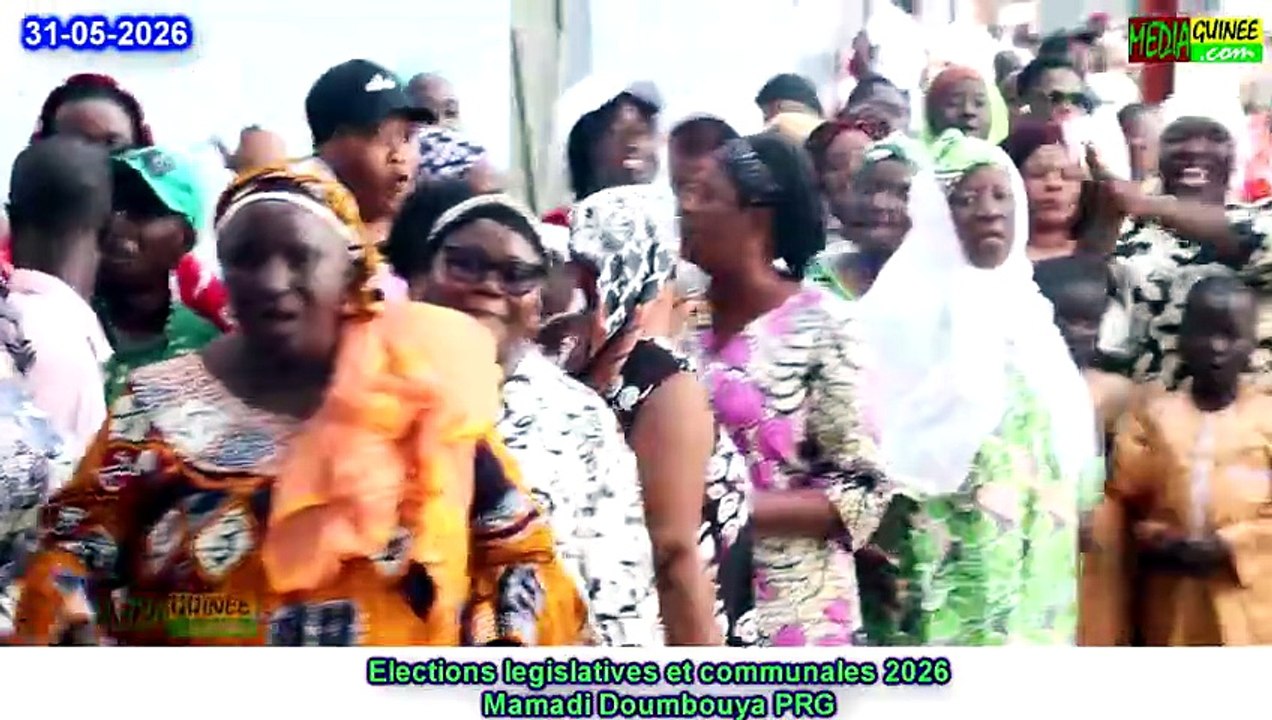 Élections législatives et communales : le président Mamadi Doumbouya a voté à Boulbinet