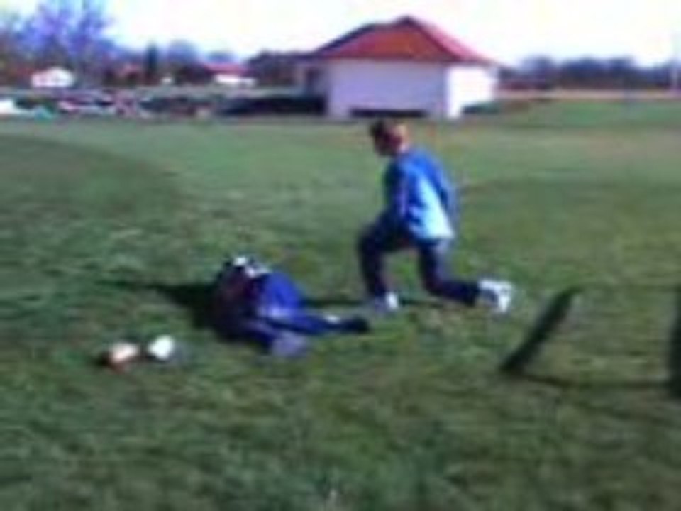 Mon Spining  weel kick