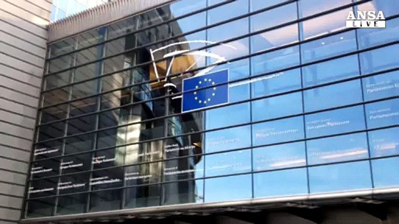 Schiaffo dei liberali europei a Grillo, no al m5s nell'Alde