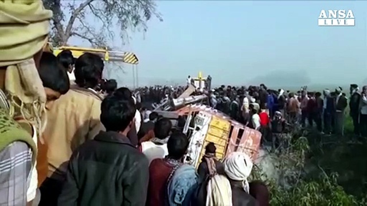 Tragico incidente stradale in India