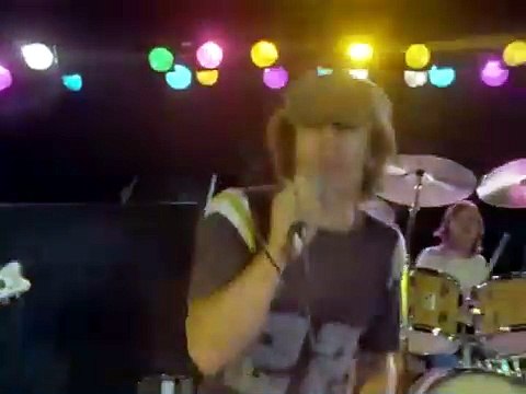 ACDC - You Shook Me All Night Long (Official 4K Video)