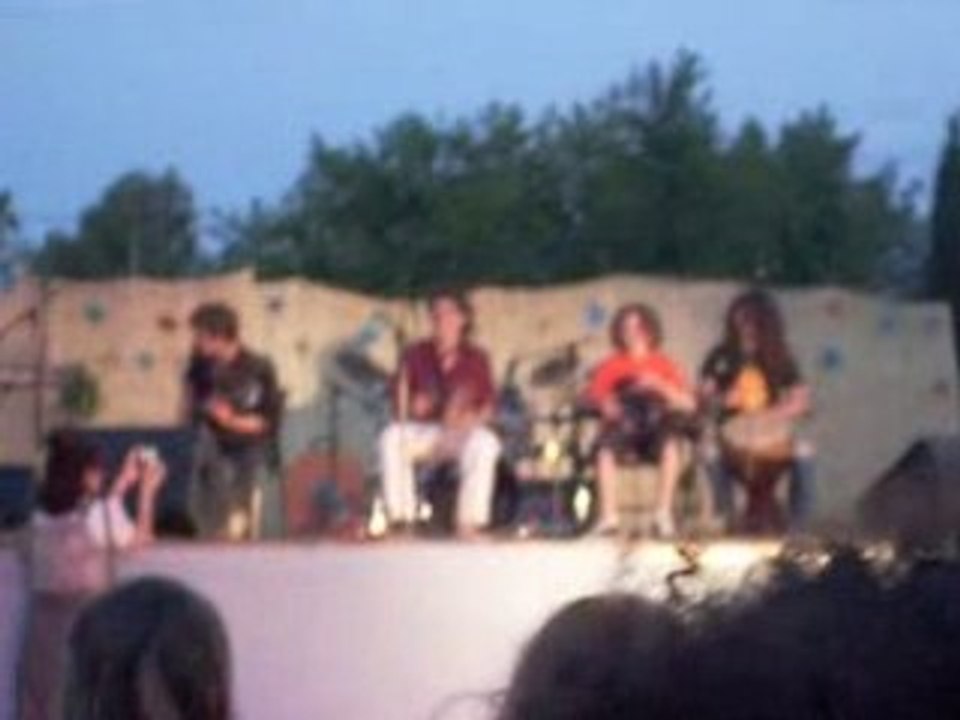 "Dont Worry" version acoustique (extrait)