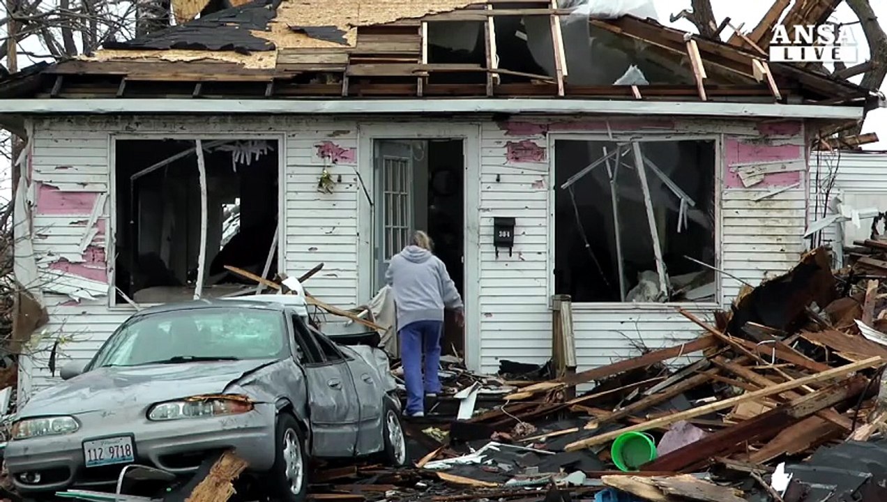 Midwest sferzato da tornado, 3 morti