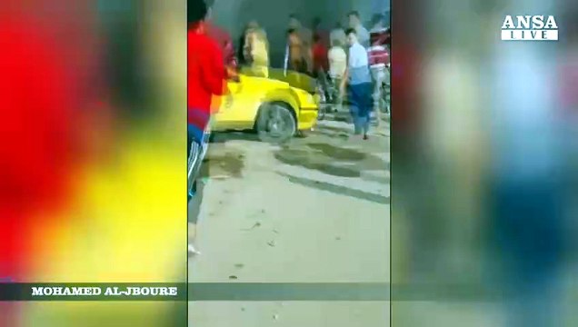 Isis colpisce Baghdad, i primi momenti dopo l'esplosione