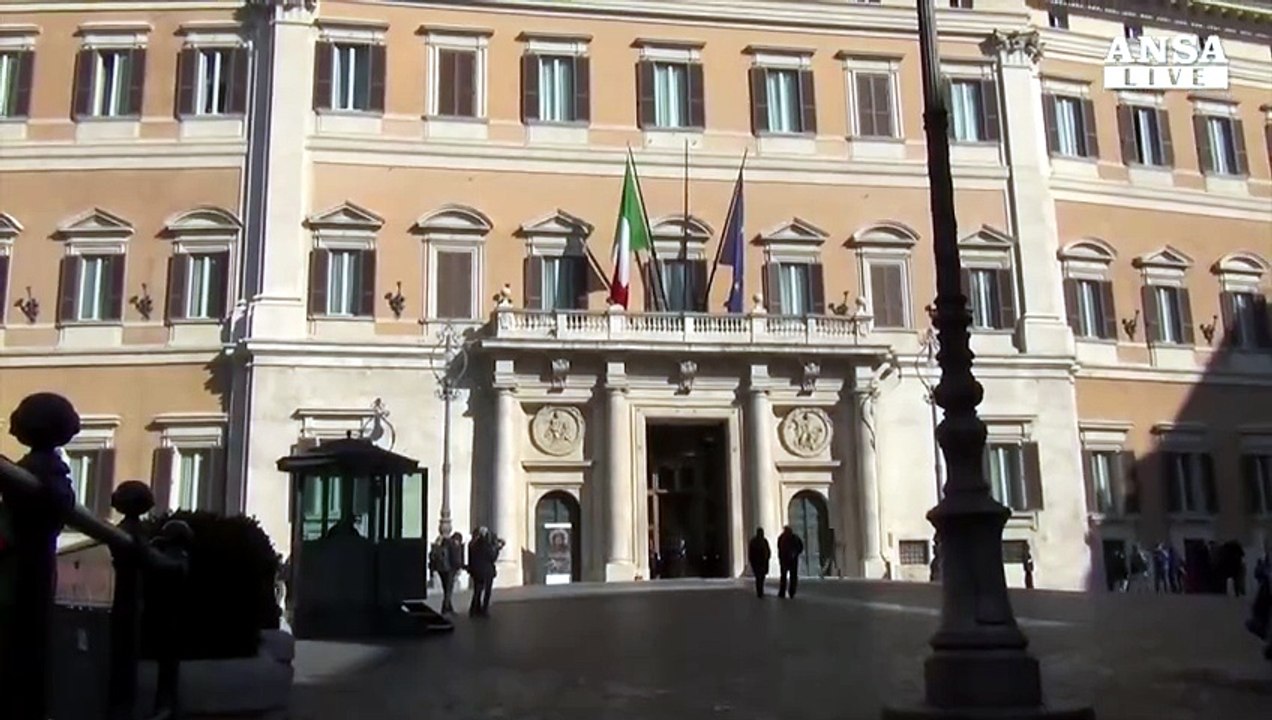 Ok Commissione a Biotestamento, lo stop alla nutrizione divide