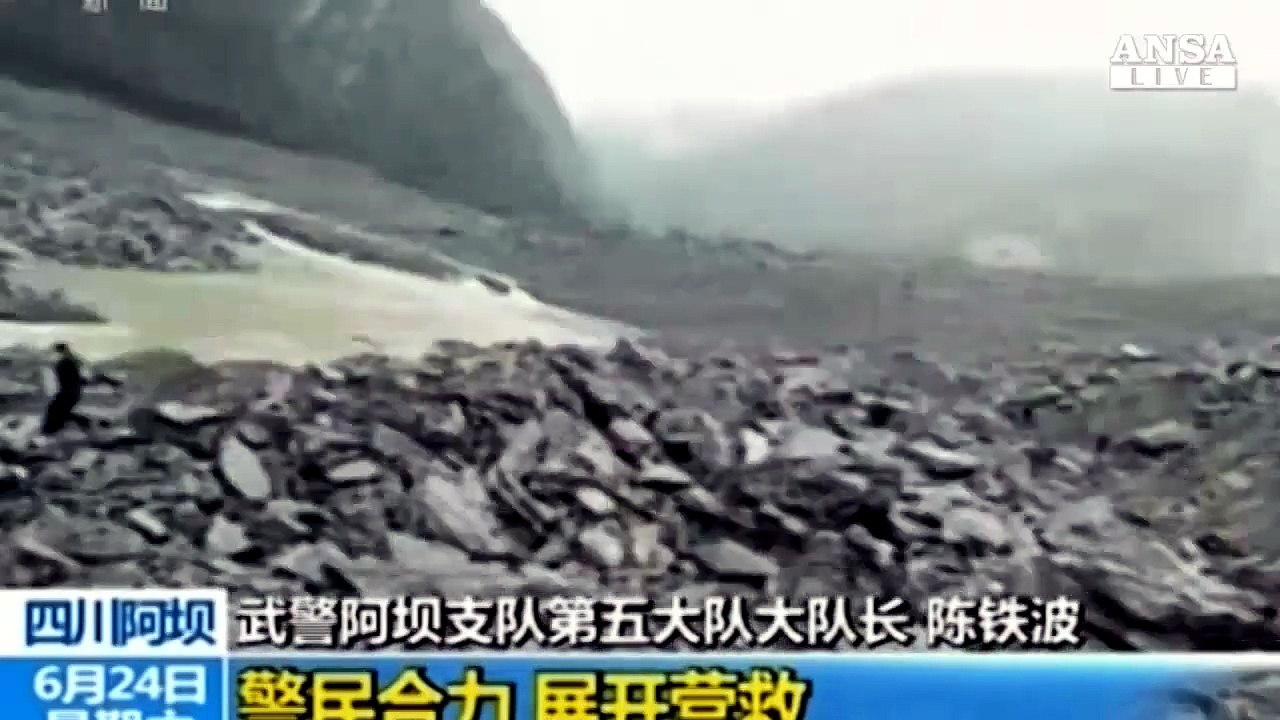 Cina, stop a ricerche dispersi sotto la frana a Xinmo
