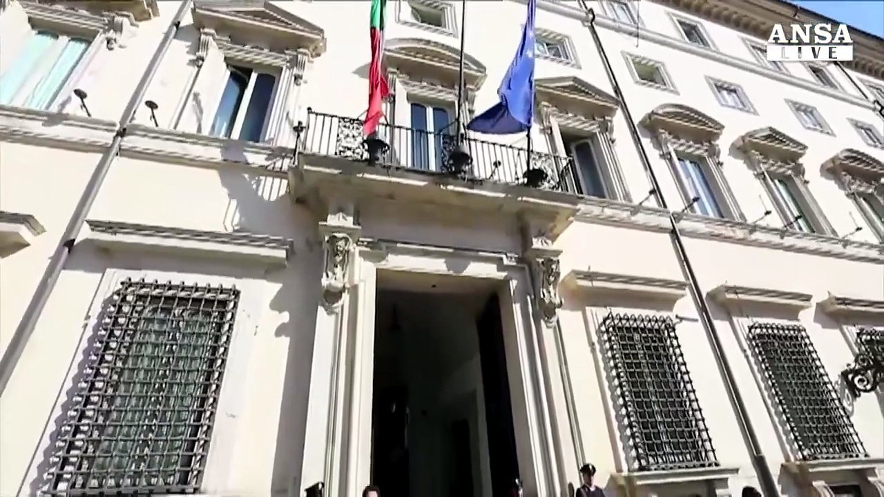 Completata riforma Pa, documento unico per auto