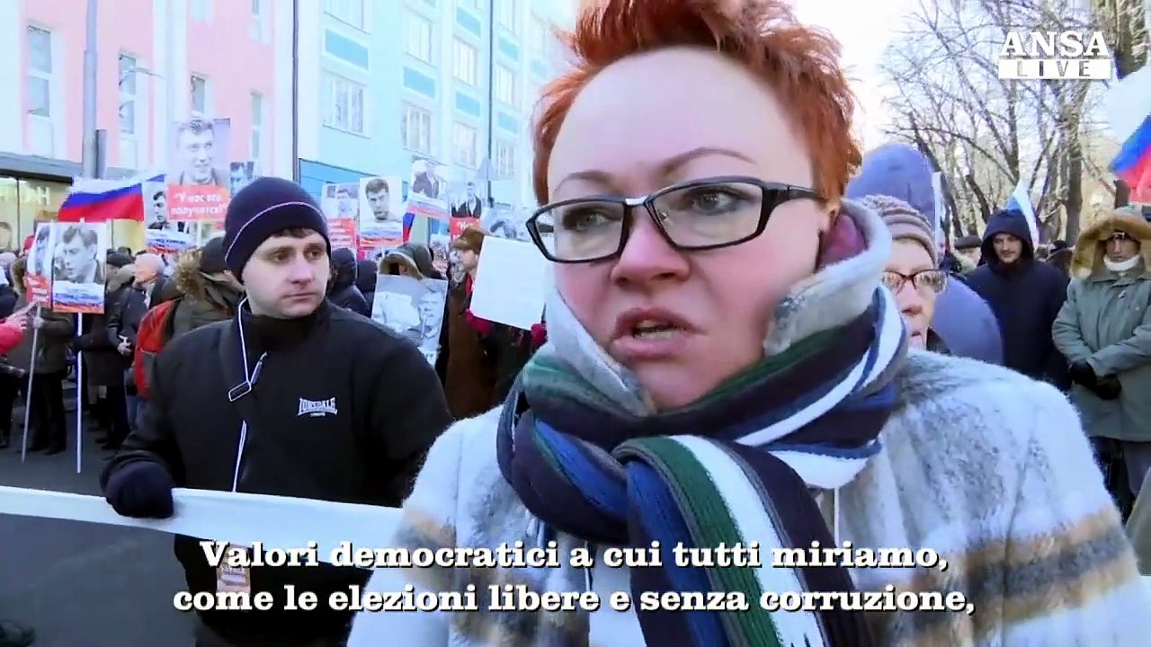 Manifestazione a Mosca per ricordare Nemtsov