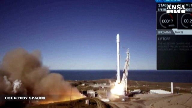 Spazio: SpaceX riprende con successo lancio satelliti