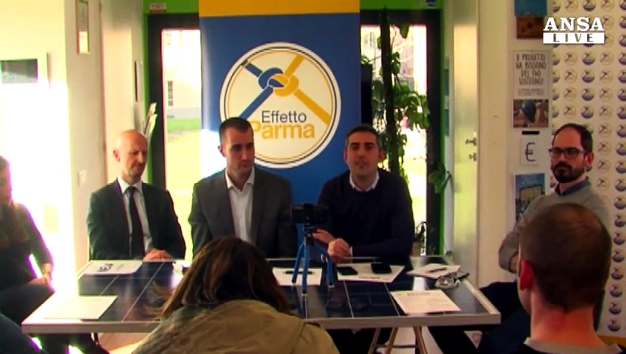 Grillo ha deciso, M5s sfida Pizzarotti