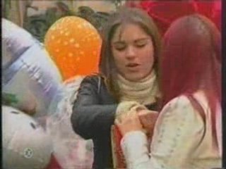 RBD - DyR Diego le da un regalo de Navidad a Roberta