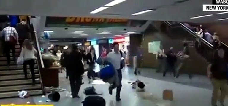 New York, panico a Penn Station, almeno 16 feriti