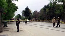 Afghanistan: autobomba su convoglio Nato, 8 morti a Kabul