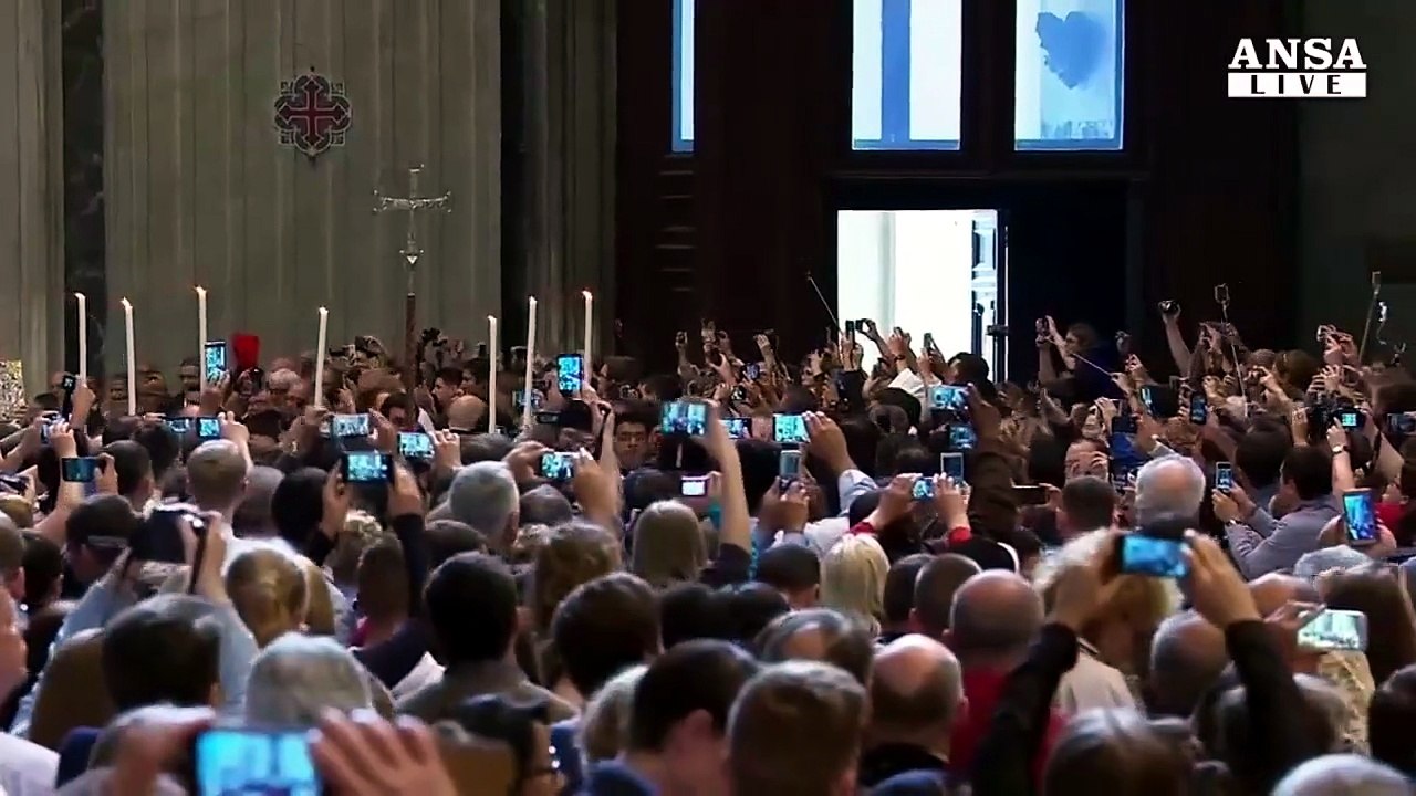 Il Papa presiede la Messa del Crisma