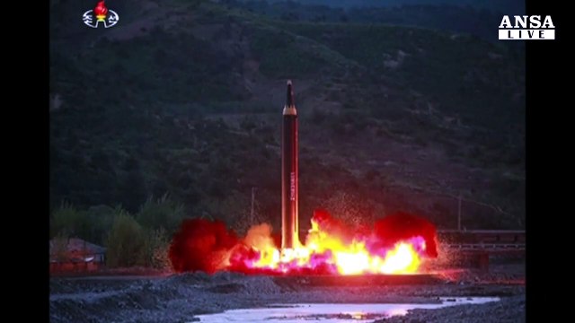 Corea Nord: missile caduto in mar Giappone dopo 500 km