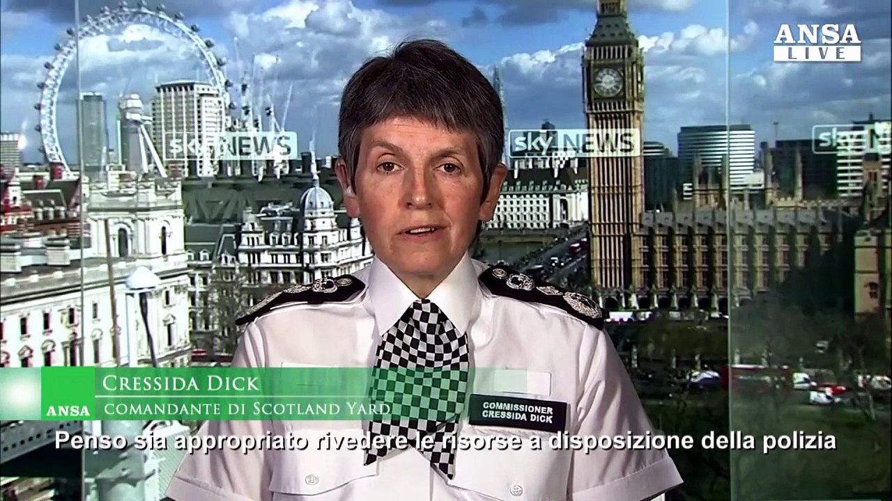 Londra, polemica sui tagli alla polizia