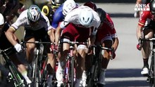 Gomitata a Cavendish, Sagan fuori