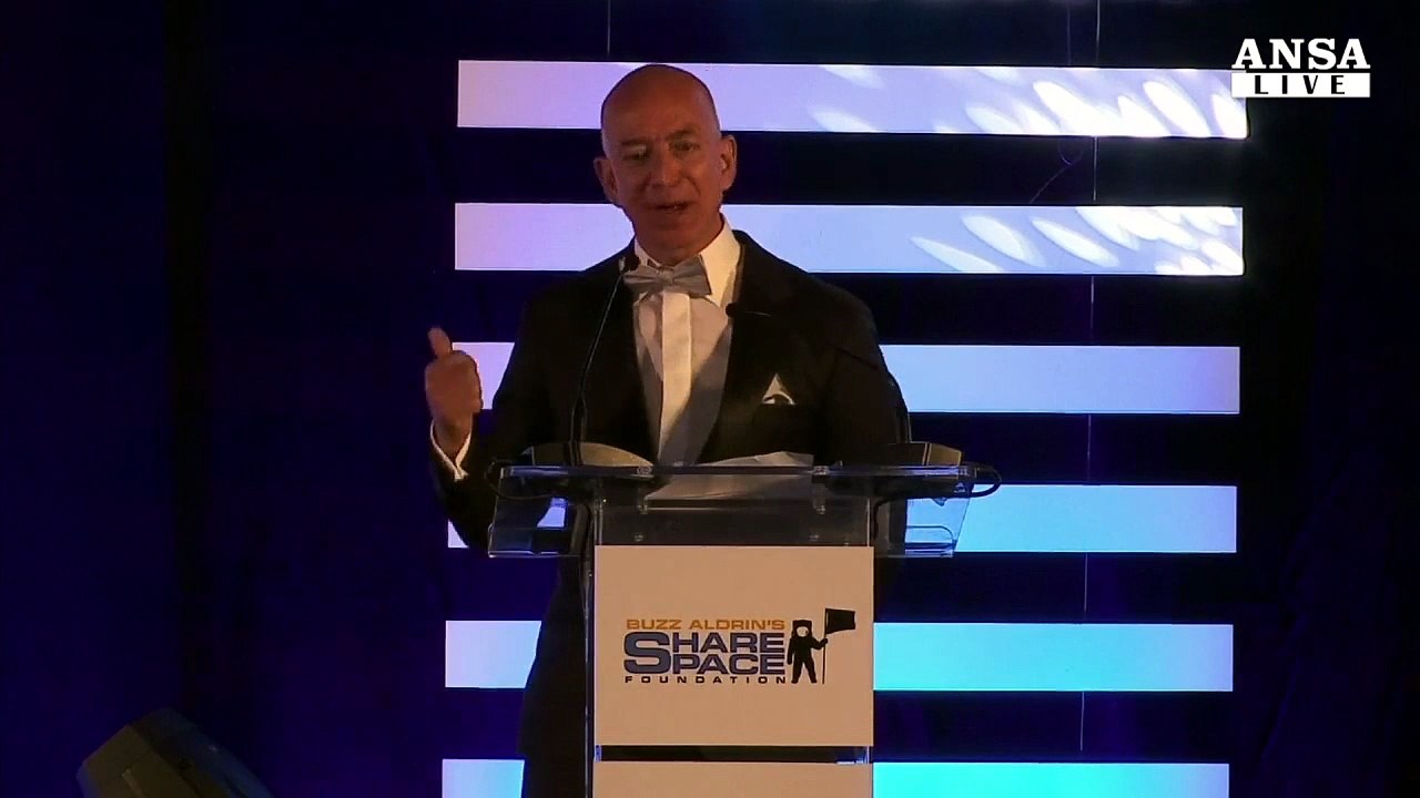 Jeff Bezos, il piu' ricco del mondo