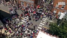 Charlottesville, il drone mostra quando l'auto travolge gli antirazzisti: un morto