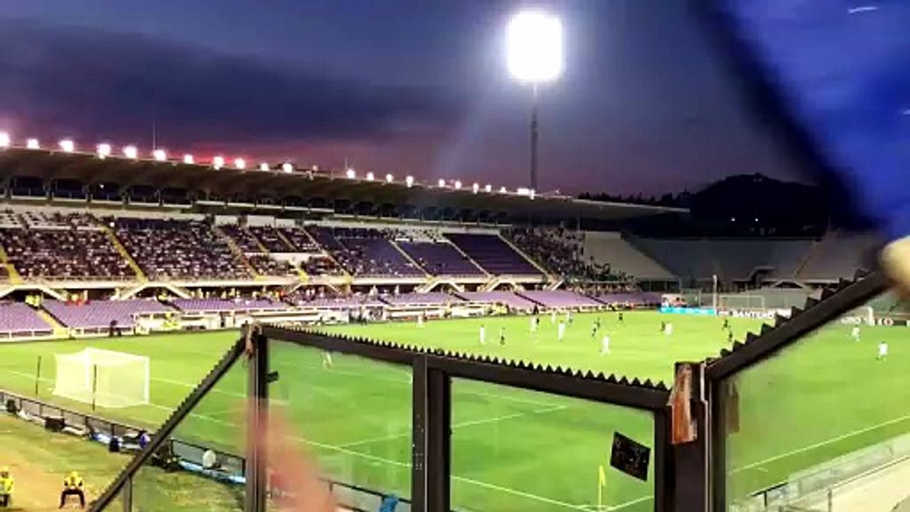 "Forza Parma!": tifosi scatenati nella Curva Ferrovia
