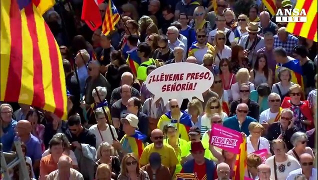 Oltre 700 sindaci a Barcellona per l'indipendenza
