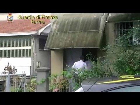 Operazione Parola d'ordine : i controlli e i sequestri di documenti da parte della Finanza