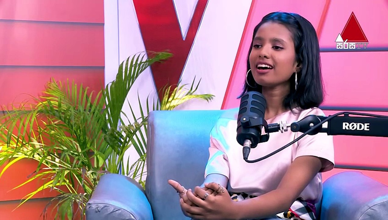 මම ගොඩක් Active කෙනෙක්💪❤  | Sasuli Malinsa | V Cast | The Voice Teens Sri Lanka S3