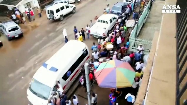 Sierra Leone: alluvione, 400 morti,almeno 600 dispersi