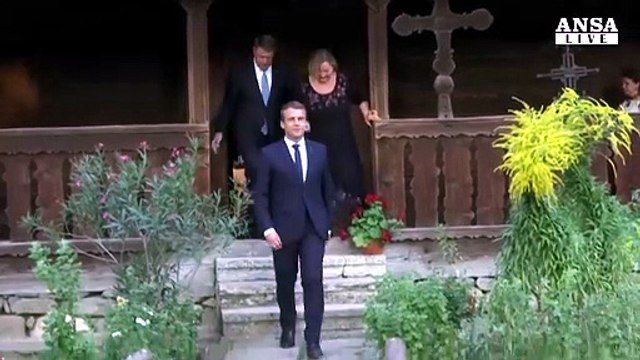Francia: Macron crolla nei sondaggi, e' al 40%