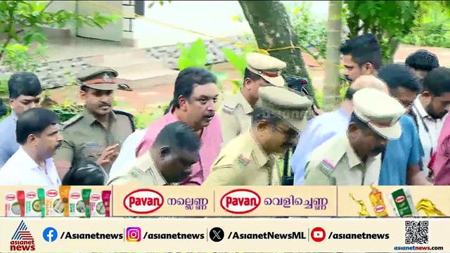 കാട്ടാന ആക്രമണം പരിശോധിക്കാനെത്തിയ വനംമന്ത്രിയെ കാട്ടാന വഴിയിൽ തടഞ്ഞു