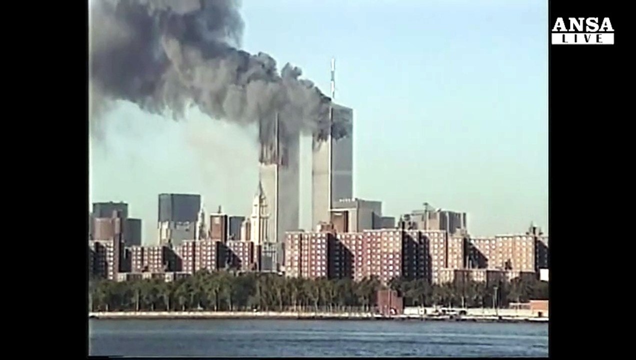 Sedici anni fa gli attentati alle Torri Gemelle