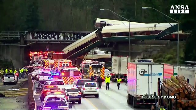 Deraglia treno a Seattle, almeno 3 morti e 77 feriti