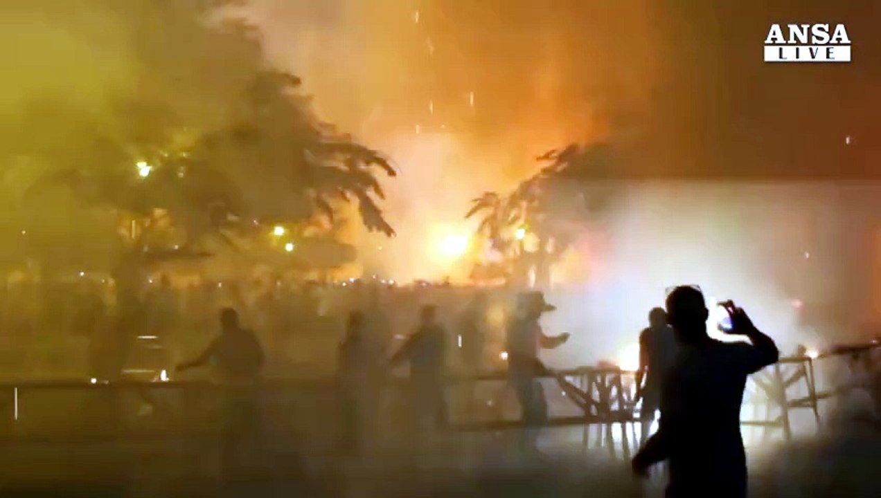 Cuba: esplosione fuochi artificio a festival
