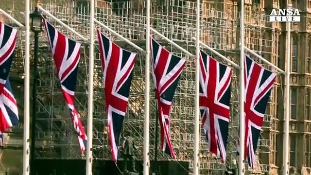 Gb: May verso rimpasto, resto finche' la gente vuole