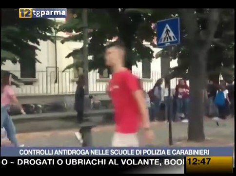 Controlli antidroga nelle scuole di polizia e carabinieri Video