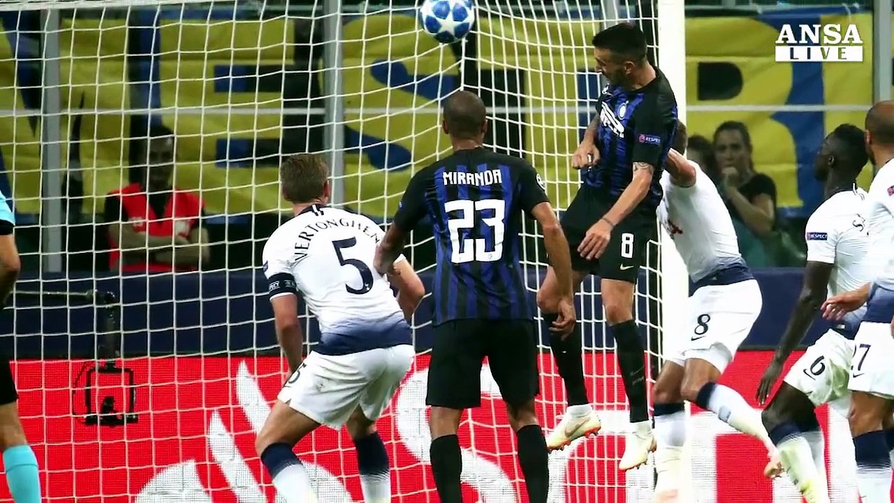 Champions: Inter ok di rimonta