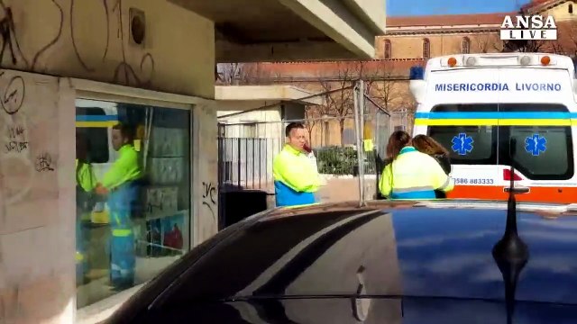 Uccide ex moglie e poi si suicida