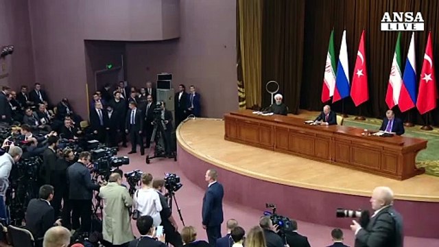 Siria, Putin ordina ritiro delle truppe russe