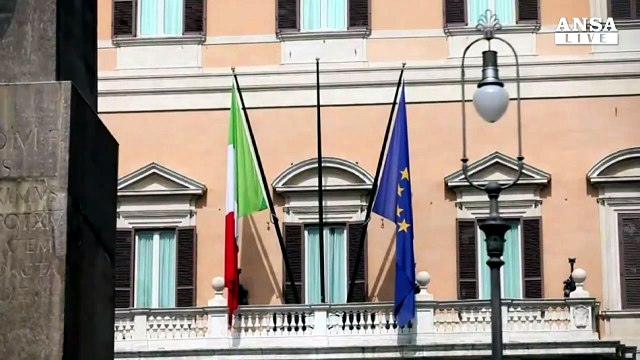 Migranti, scontro Salvini-Ue su 'Libia porto sicuro'