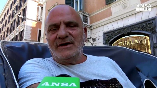 Roma, botticelle via dal centro storico