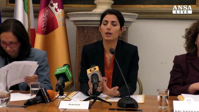 Vaccini: Raggi, chi non li ha fatti resti a scuola